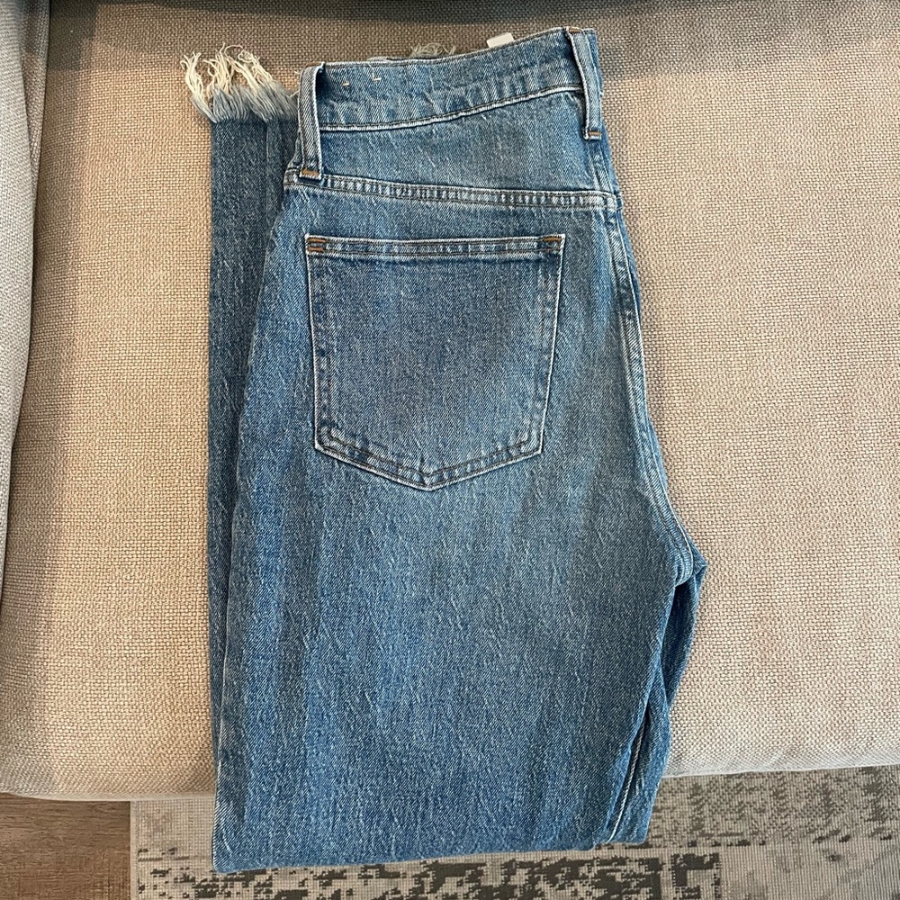 Madewell “The Perfect Vintage Crop” Jean. Size 26. Tag still on - Never worn.